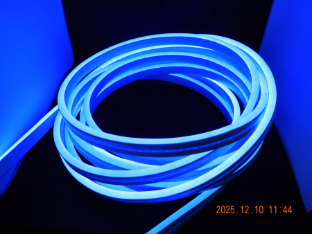 Гибкий неон Синий 6 мм*100 м*7.2W*12V*120D/m