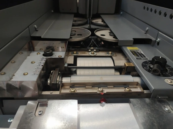 Термоклеева машина K5 - SignTech